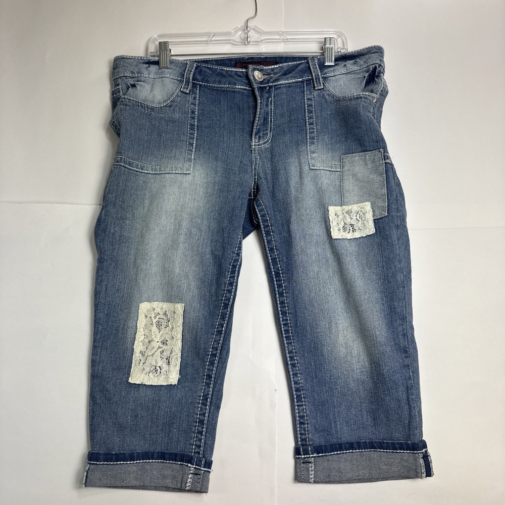 NOBO Women Sz 17 Capri Cuffed Lace Patch Thick Stitch Stretch Y2K Blue Wash Jean